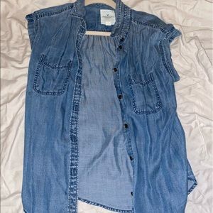 American Eagle button down shirt